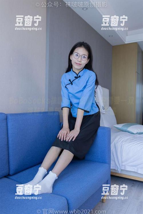 BoBoSocks袜啵啵-小安 BoBoSocks袜啵啵 - 您的小安需要一双凉鞋?最新图片更新带来灵感