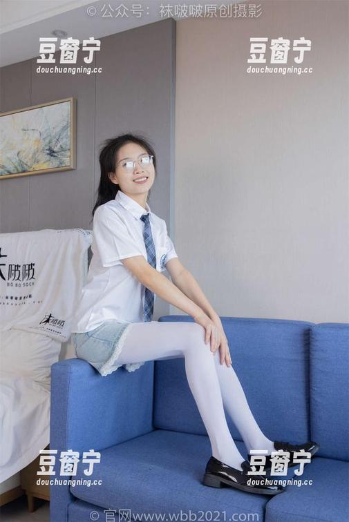 BoBoSocks袜啵啵-小甜豆 BoBoSocks袜啵啵 - 2024元旦特别版:小甜豆高清图包,果然没让人失望!
