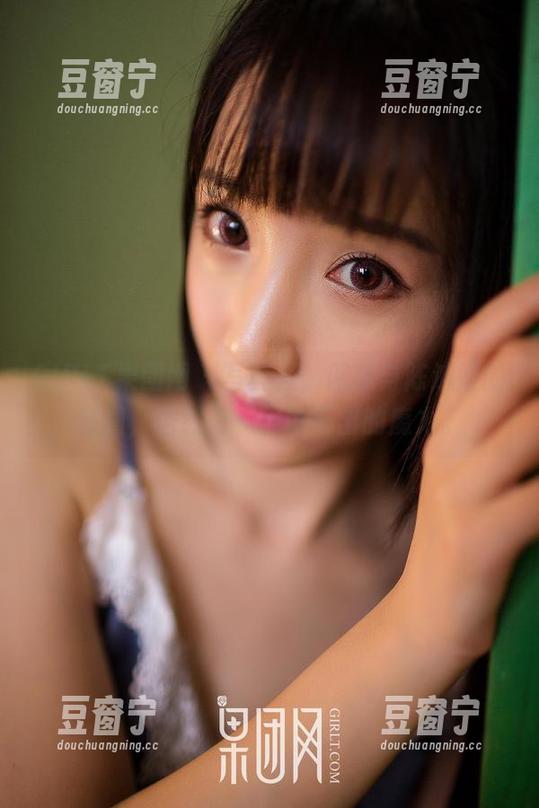 GIRLT果团网 - 写真里，网袜与陈迪娅的碰撞，居然有一种说不出的魔力。