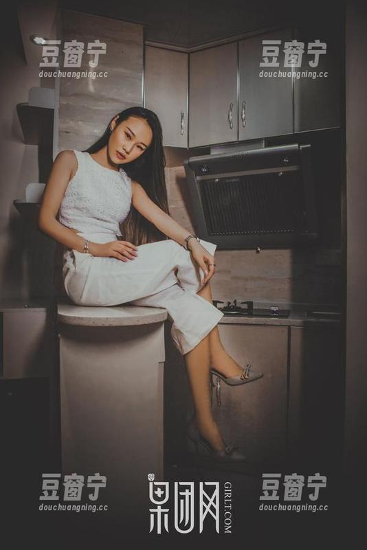 GIRLT果团网 - 陈雅漫的黑白美图，简直是对色彩的叛逆，是不是想让我白头发？