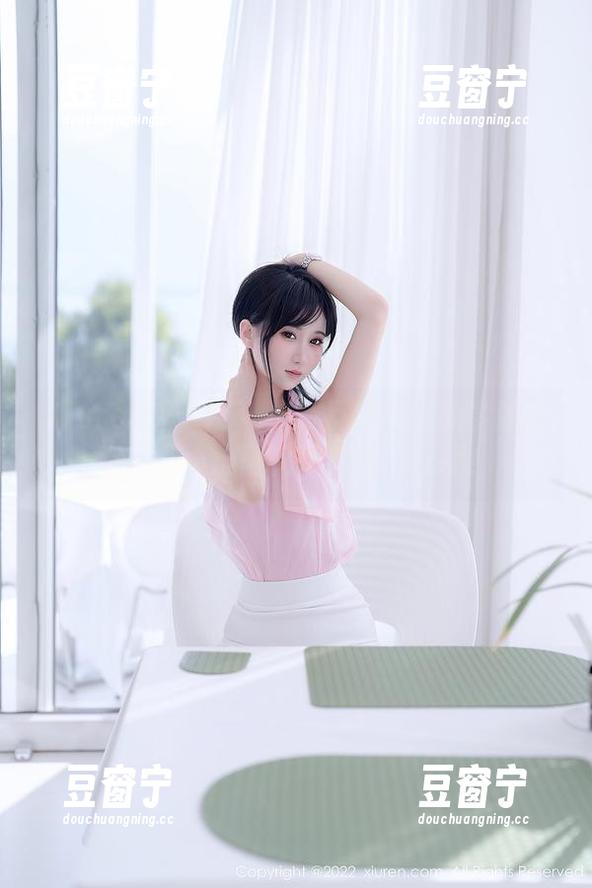 Xiuren秀人网-猫咪巨臀妹妹 Xiuren秀人网 - 猫咪巨臀妹妹的学姐写真,不小心融化了我的次元墙!