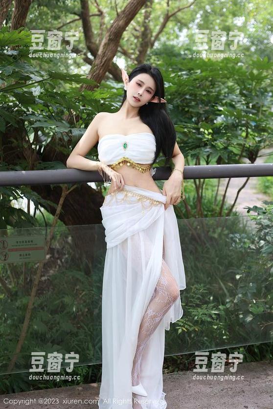 Xiuren秀人网 - 诀窍在于自信：王婉悠Queen女王的高清图集解析，虽然我也很自信！