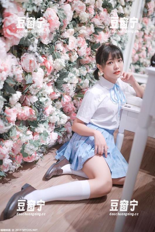 lovely呆玄的万圣节cos，果然又是个魔鬼的选择
