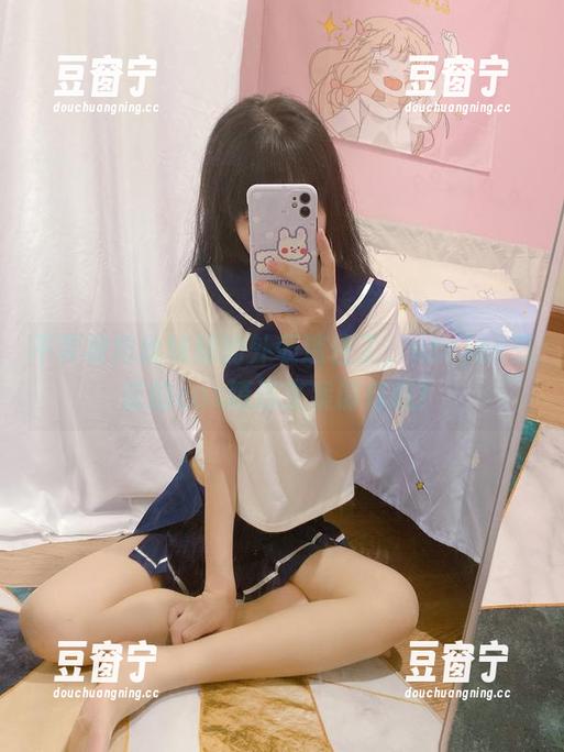 usejan蓝蓝 不要被肉丝妹妹的外表迷住了,usejan蓝蓝的cos精选文案请自取!