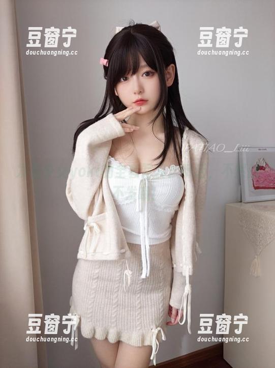 发条少女yoki 发条少女yoki的全套写真:听话,不然就不发哦!