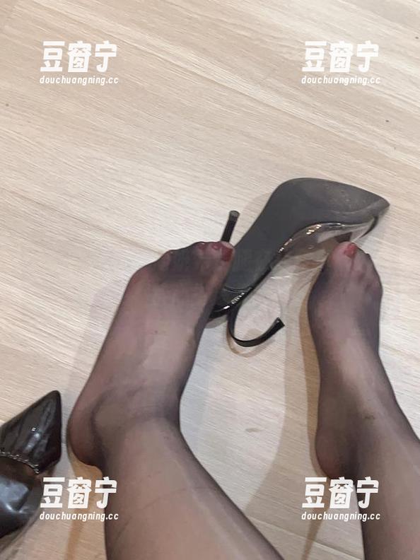 周妍希 微密圈 - 看,周妍希长腿在线写真让人不禁心生羡慕!