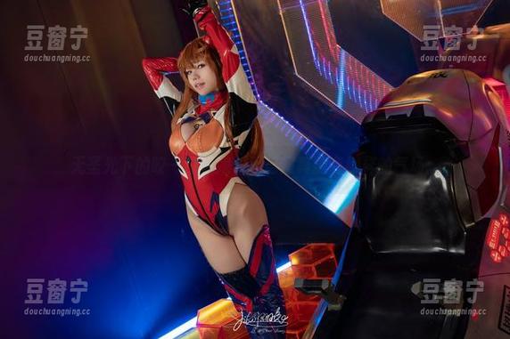无圣光下的咬一口兔娘，双马尾真拥有别样的气场。