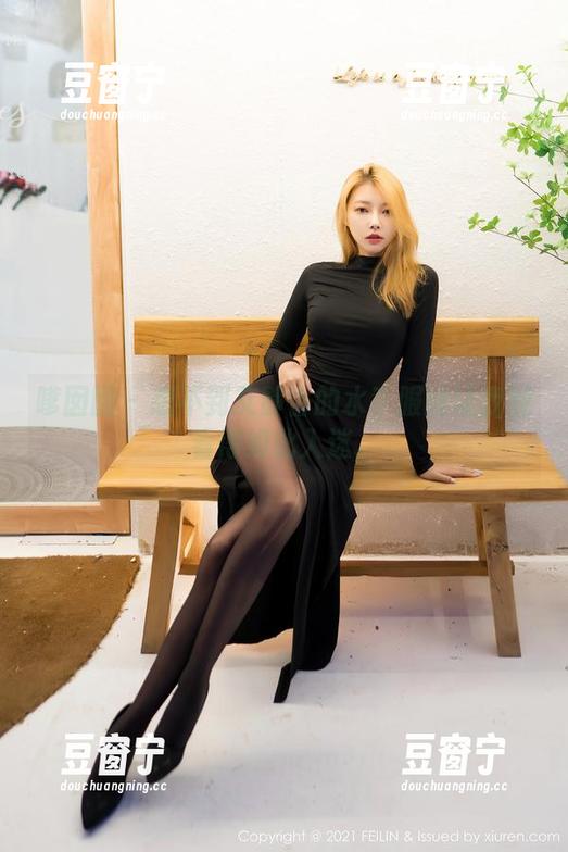 嗲囡囡-艾静香 嗲囡囡 - 想不到艾静香的水手服能让我观看得如此入迷。