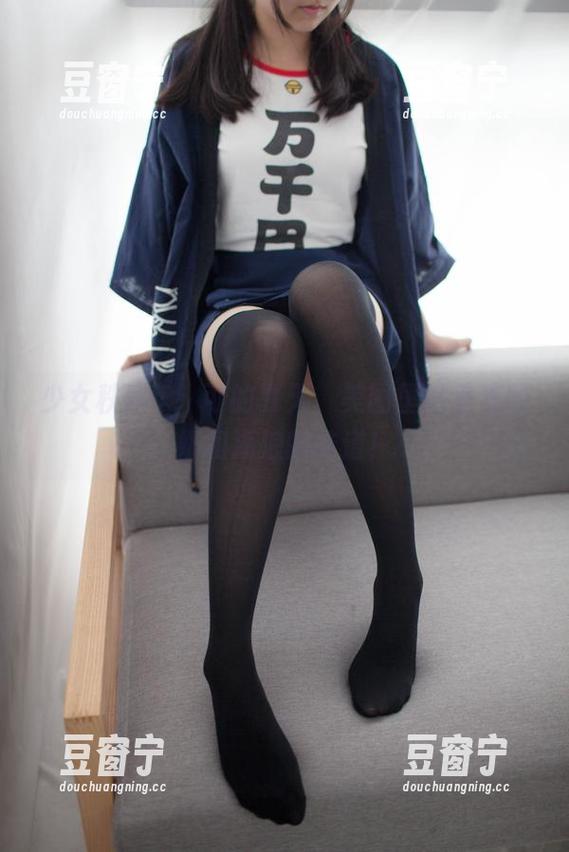 少女秩序 - 晞可的夏天，美图里藏着冻酸奶和海浪的味道！