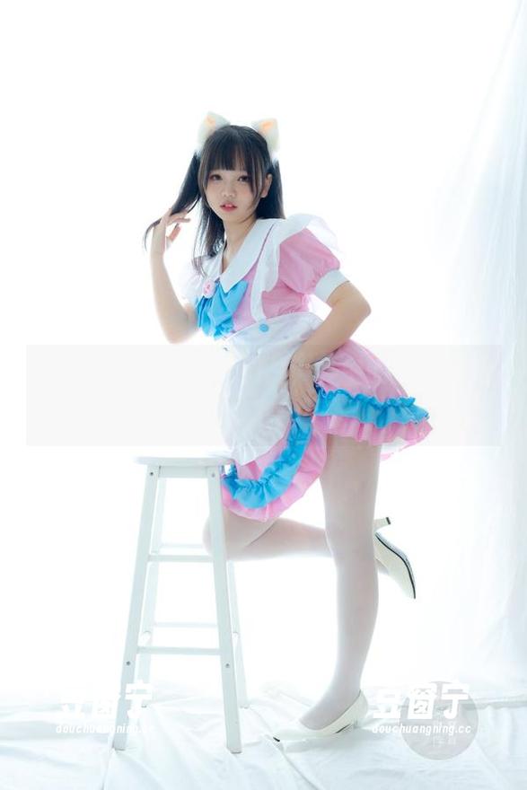 少女秩序 少女秩序带来定制图片,其中的白丝灰裙却像亲密的干扰
