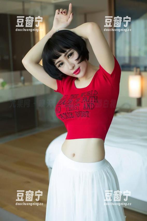 尤果网-艾霓莎 尤果网 - 噢天,看看艾霓莎那白裙!免费图从天而降!