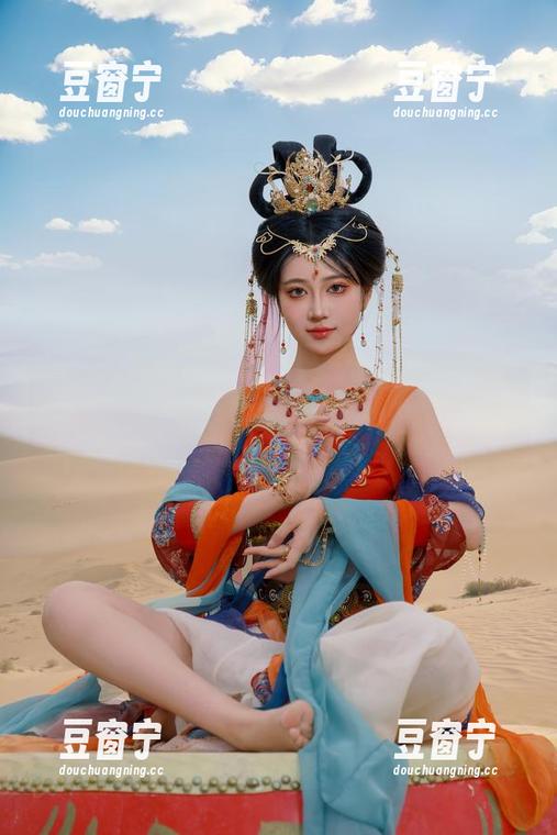年年Nnian在白裙中等待——福利是爱情的美好赠品！
