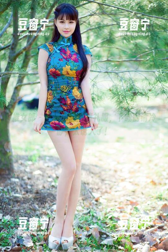 推女郎-赵惟依 推女郎 - 赵惟依的高清礼服,下载前请冷静,太诱人了!