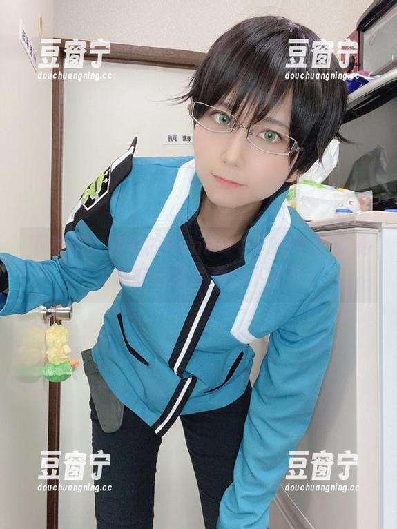 下载吧！柳丸的Fantia-2022年作品集，你的日常要有点小火花