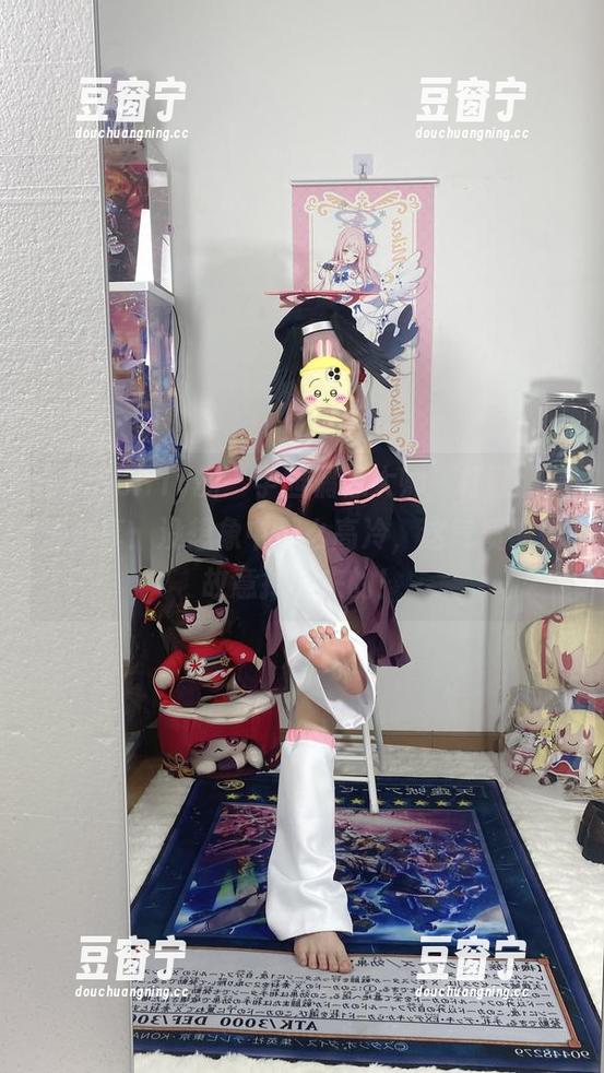 白栎Shirly 白栎Shirly的“学园偶像大师”打歌服高清分享:没想象中那么高冷,这气质像是故意掉下来的!