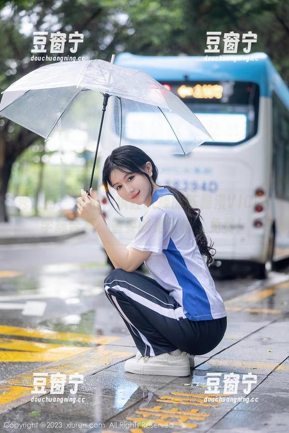 秀人网 - 各位，疯狂吹捧的陈雅漫VICKY学妹合集，重要的是价格：免费！