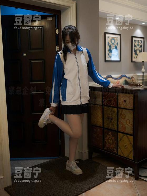 紧急企划-小恩 紧急企划 - 免费的大礼,小恩的黑丝JK合集,居然还不赶紧来?