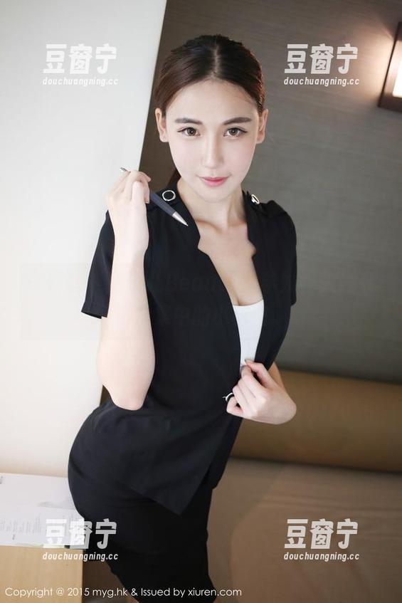 美媛馆-唐琪儿Beauty 美媛馆 - 唐琪儿Beauty的学妹,人气私房图集中的小秘密。