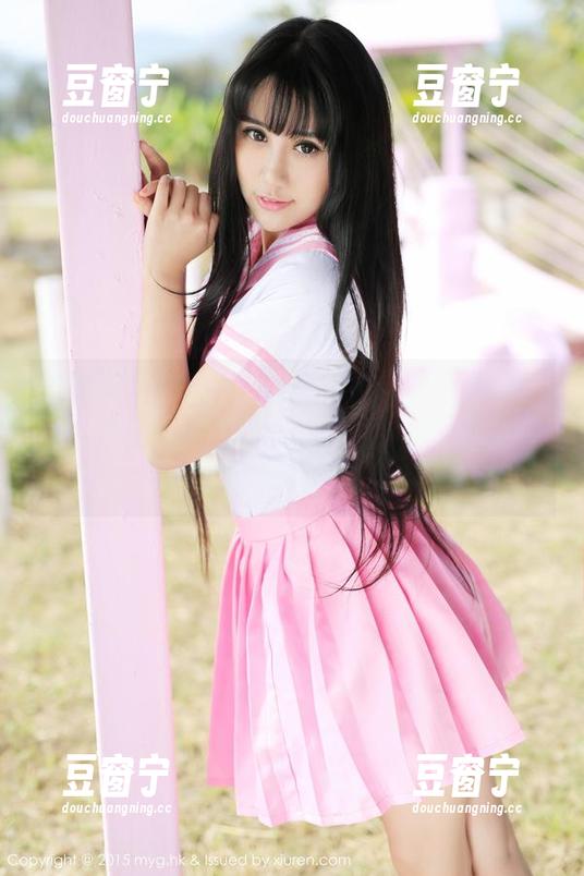 美媛馆-唐琪儿 美媛馆 - 唐琪儿,蕾丝内衣图片合集,字面意思就是——哇塞,这也太适合漫游了吧?