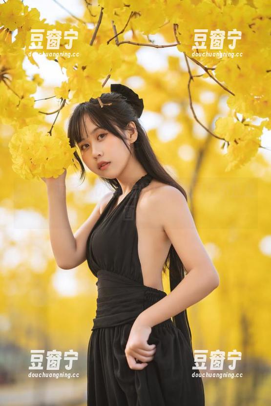 萌芽儿o0 翻阅:萌芽儿o0姐姐的日常,图片不止是画面