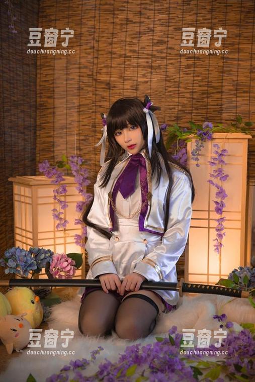 起起子vvvv 起起子vvvv的兔女郎作品,图包里暗藏了多少段子?