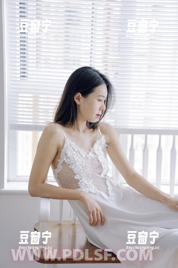 轰趴猫 - 被曲曲的肉丝写真催生的壁纸灵感，一个都不能少！