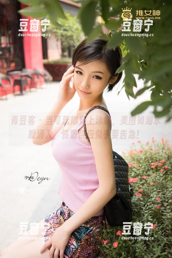 青豆客-可蕊娜 青豆客 - 当可蕊娜穿上泳装,美图如潮水般涌入,资源供应似乎要告急!