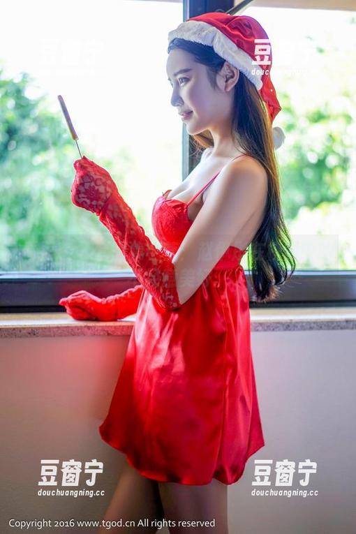 青豆客-赵伊彤 青豆客 - 套图集中营:赵伊彤在校园中的不经意美好。