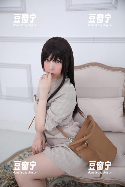 鹿野希 私房烘托怎么能少了鹿野希的油亮光泽?